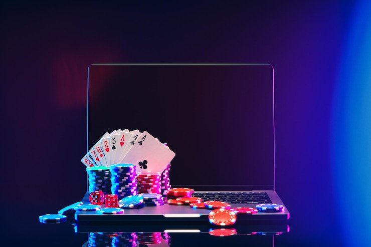lucky 33 apk Games aur features